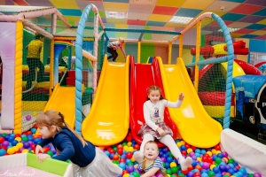 Детский игровой центр Краски на площади Дзержинского